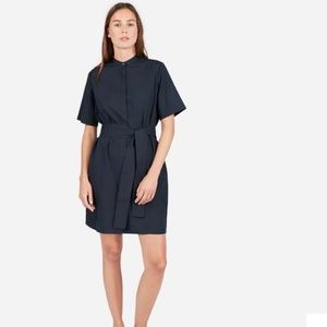 Everlane size 6 navy blue button-down midi dress